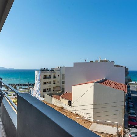 Spacious House With Seaview كاندية المظهر الخارجي الصورة