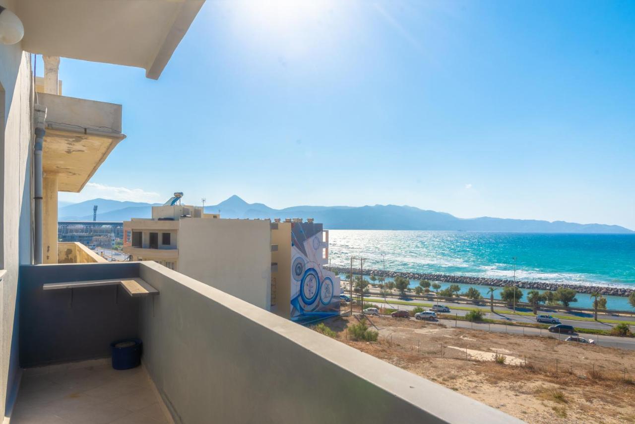 Spacious House With Seaview كاندية المظهر الخارجي الصورة