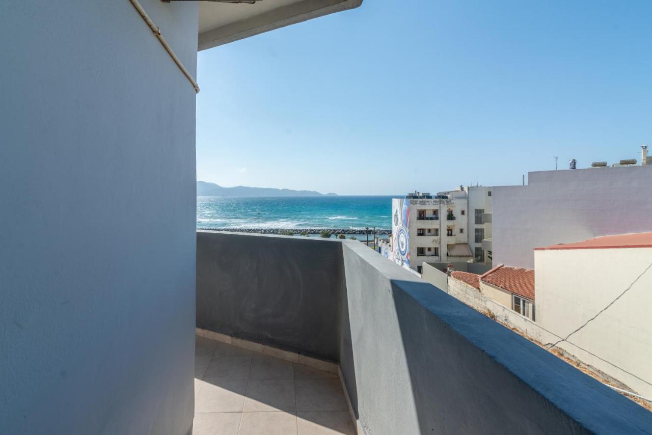 Spacious House With Seaview كاندية المظهر الخارجي الصورة