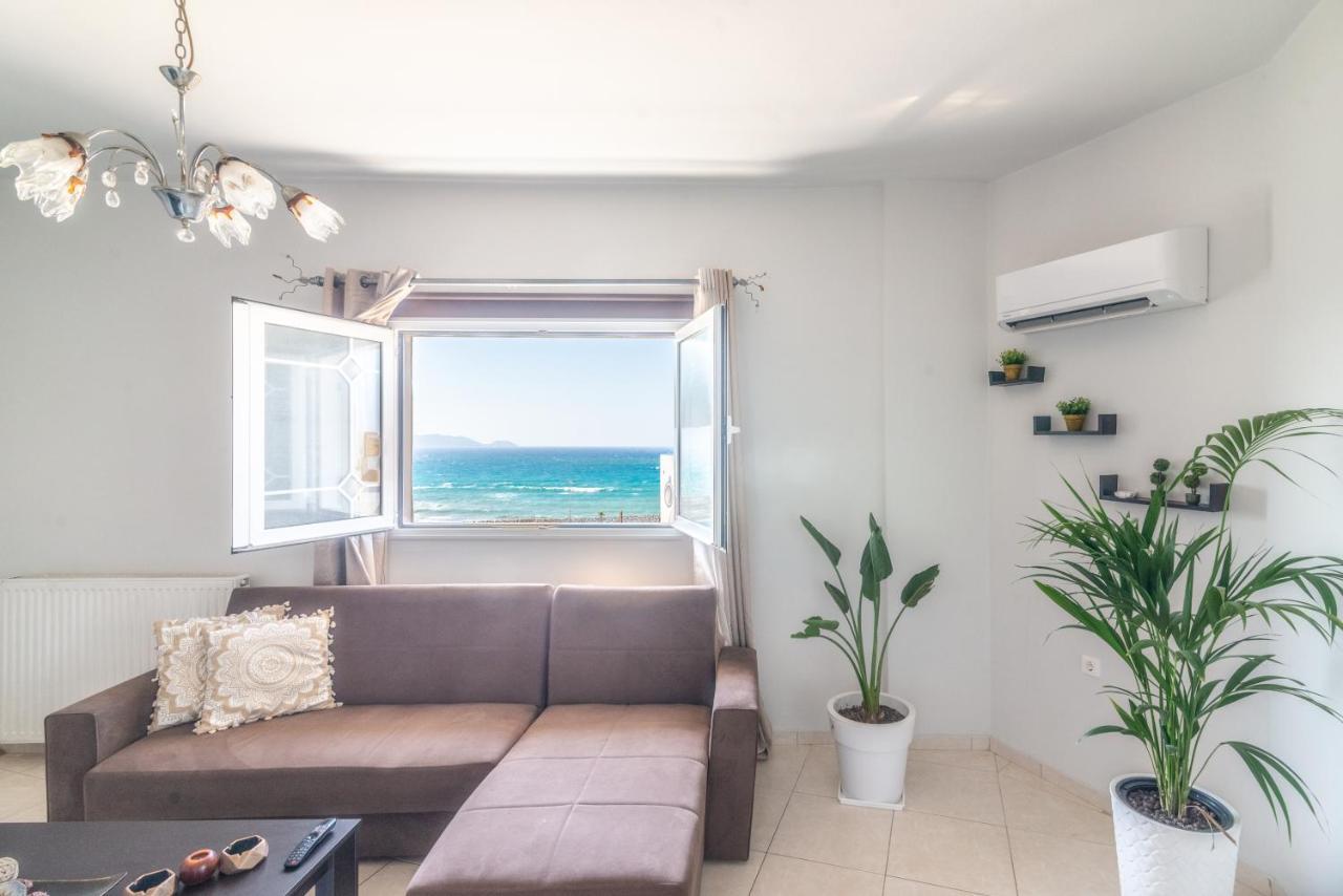 Spacious House With Seaview كاندية المظهر الخارجي الصورة